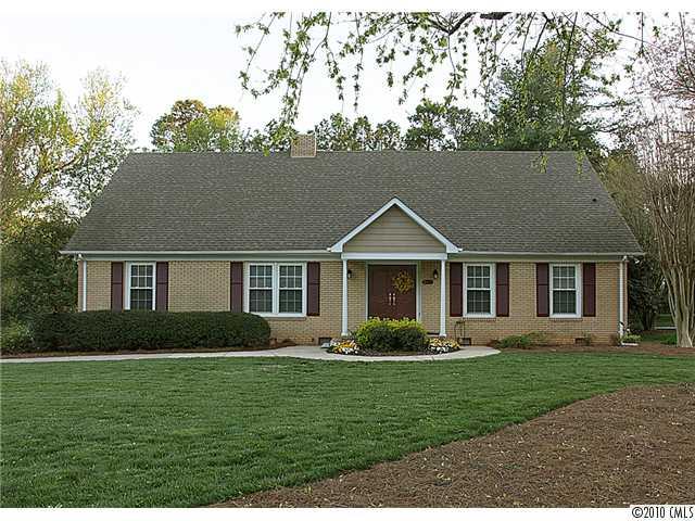 243 Wingrave Drive Charlotte NC 28270