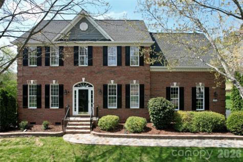8224 Glamorgan Lane Matthews NC 28104