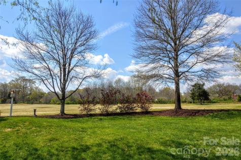 8224 Glamorgan Lane Matthews NC 28104