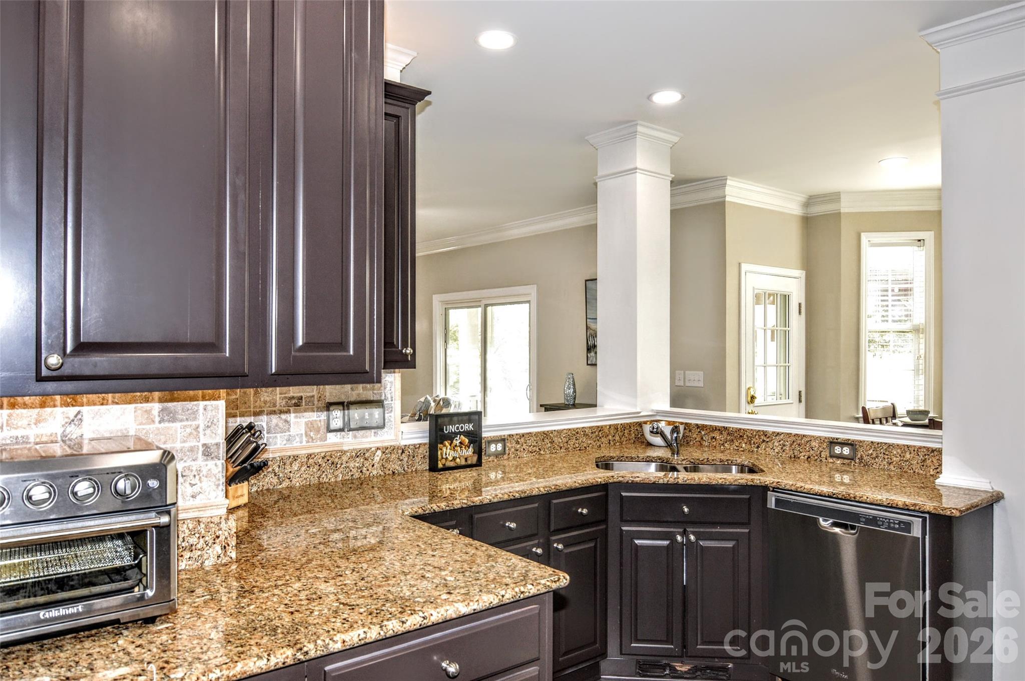 8224 Glamorgan Lane Matthews NC 28104