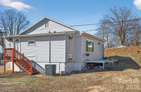 105 Countryside Drive SW Lenoir NC 28645