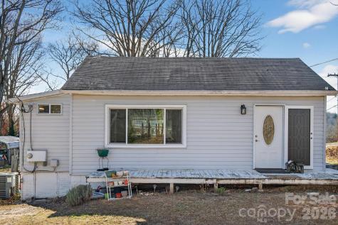 105 Countryside Drive SW Lenoir NC 28645