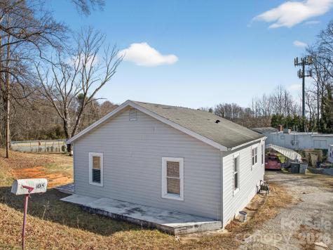 105 Countryside Drive SW Lenoir NC 28645