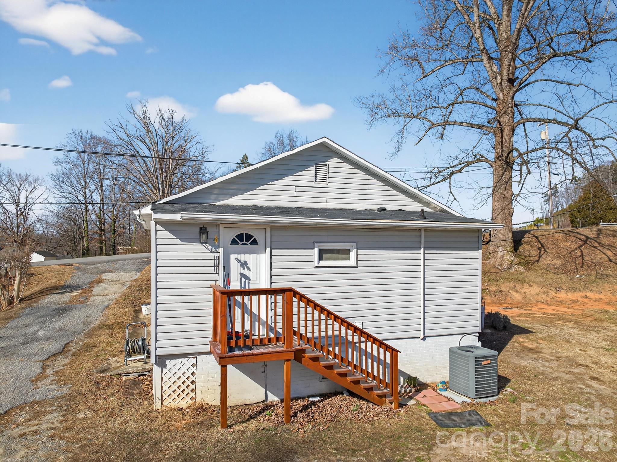 105 Countryside Drive SW Lenoir NC 28645