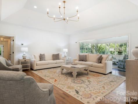 2738 Beverwyck Road Charlotte NC 28211