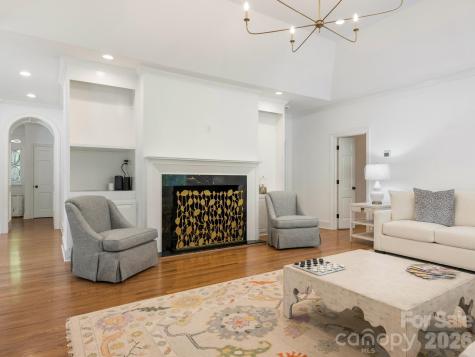 2738 Beverwyck Road Charlotte NC 28211