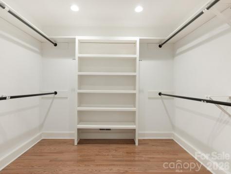 2738 Beverwyck Road Charlotte NC 28211