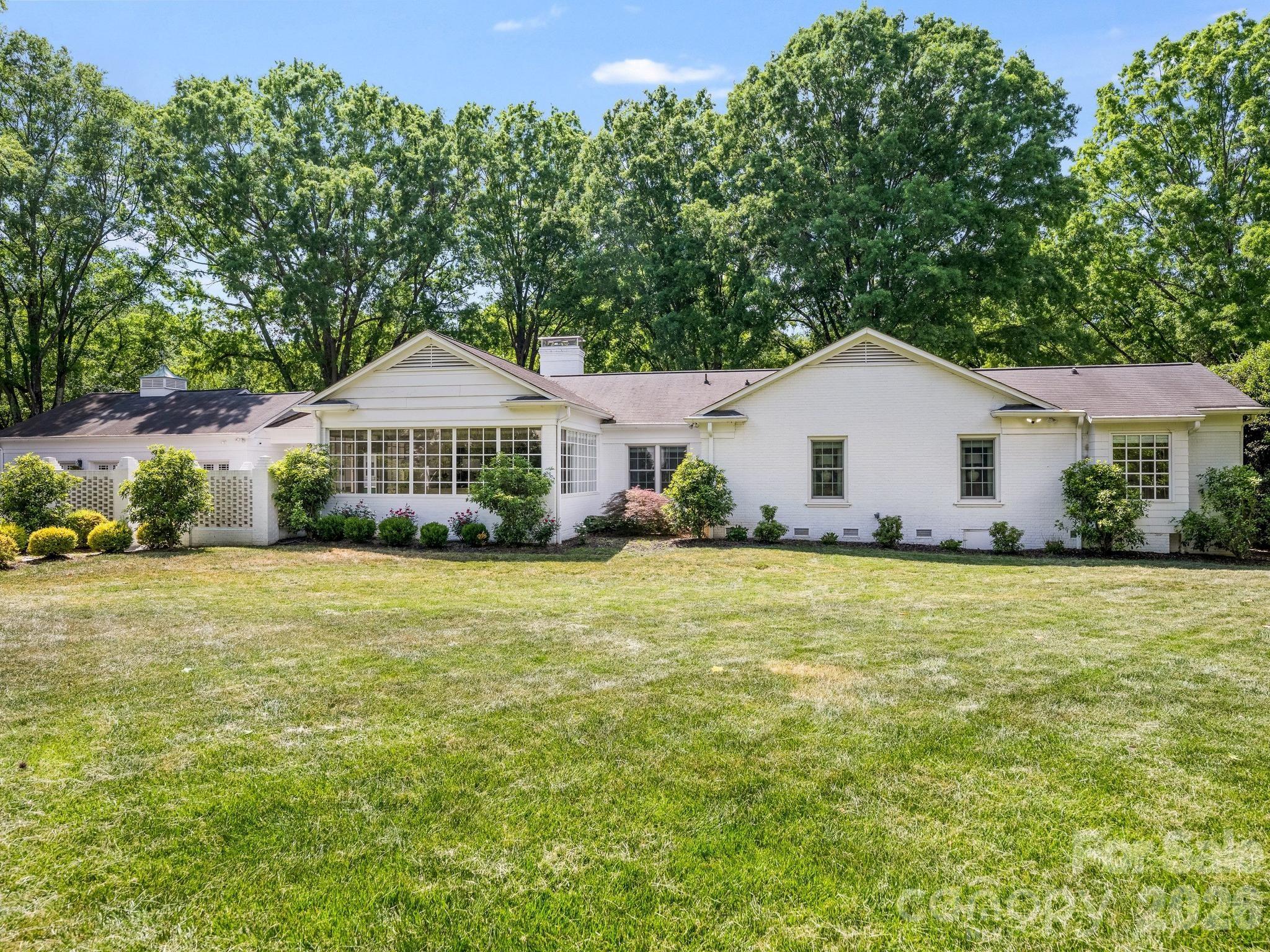 2738 Beverwyck Road Charlotte NC 28211