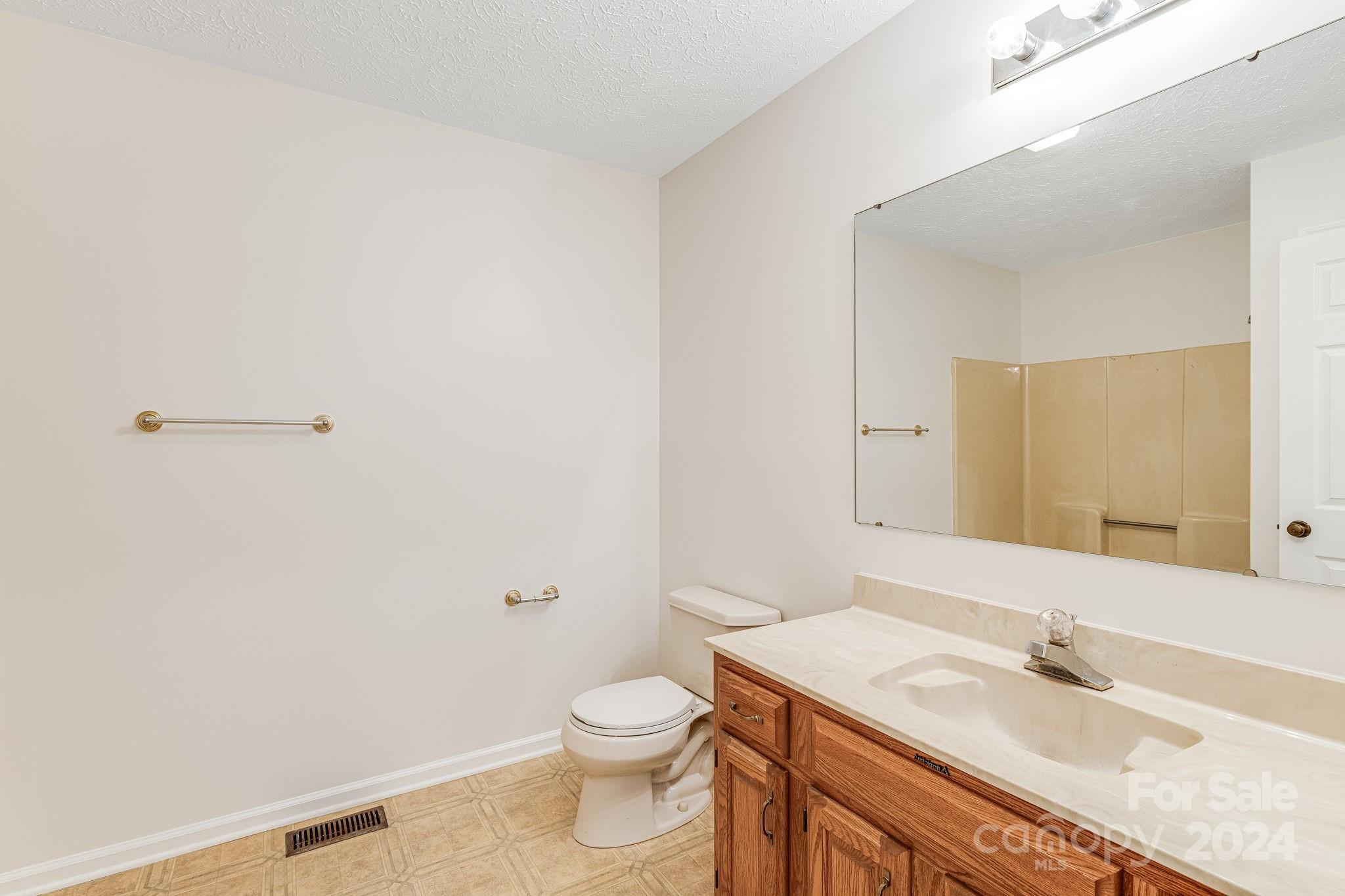 2 Cornelia Lane Weaverville NC 28787