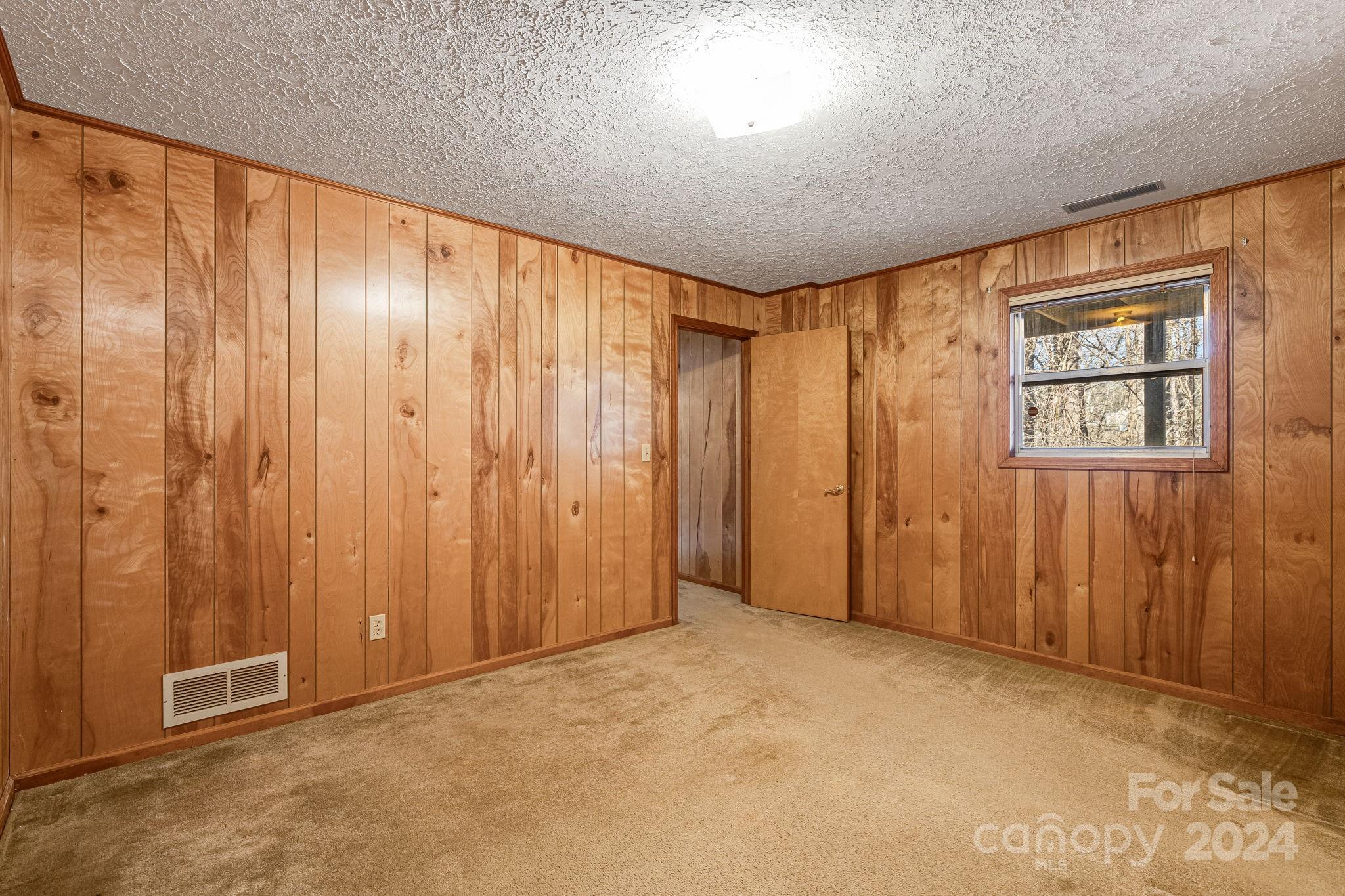 2 Cornelia Lane Weaverville NC 28787