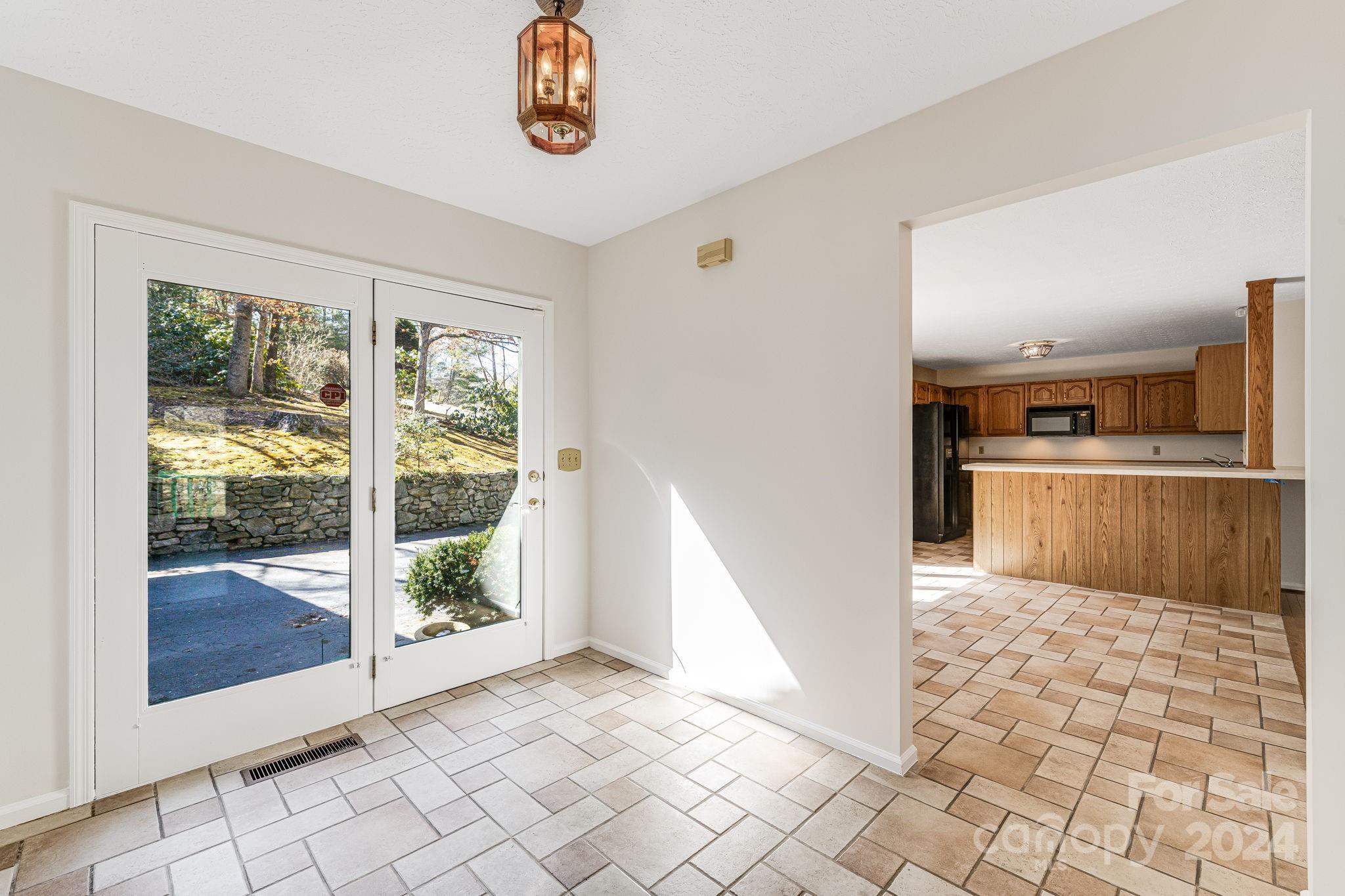 2 Cornelia Lane Weaverville NC 28787