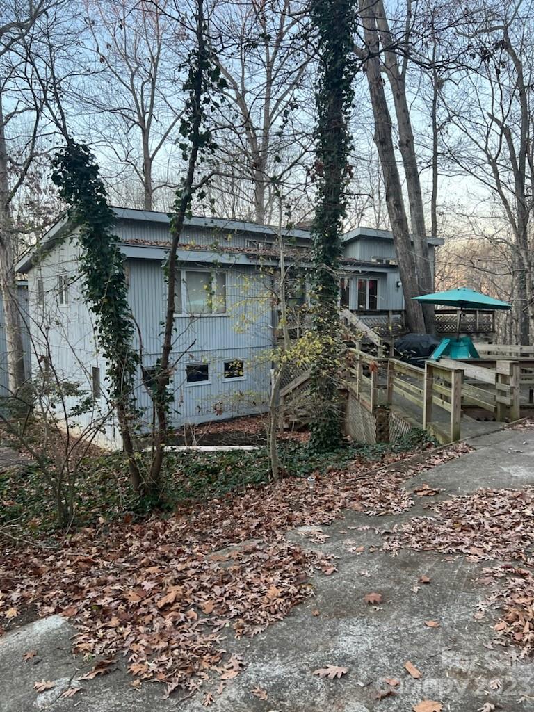 8205 Knollwood Court W Charlotte NC 28213