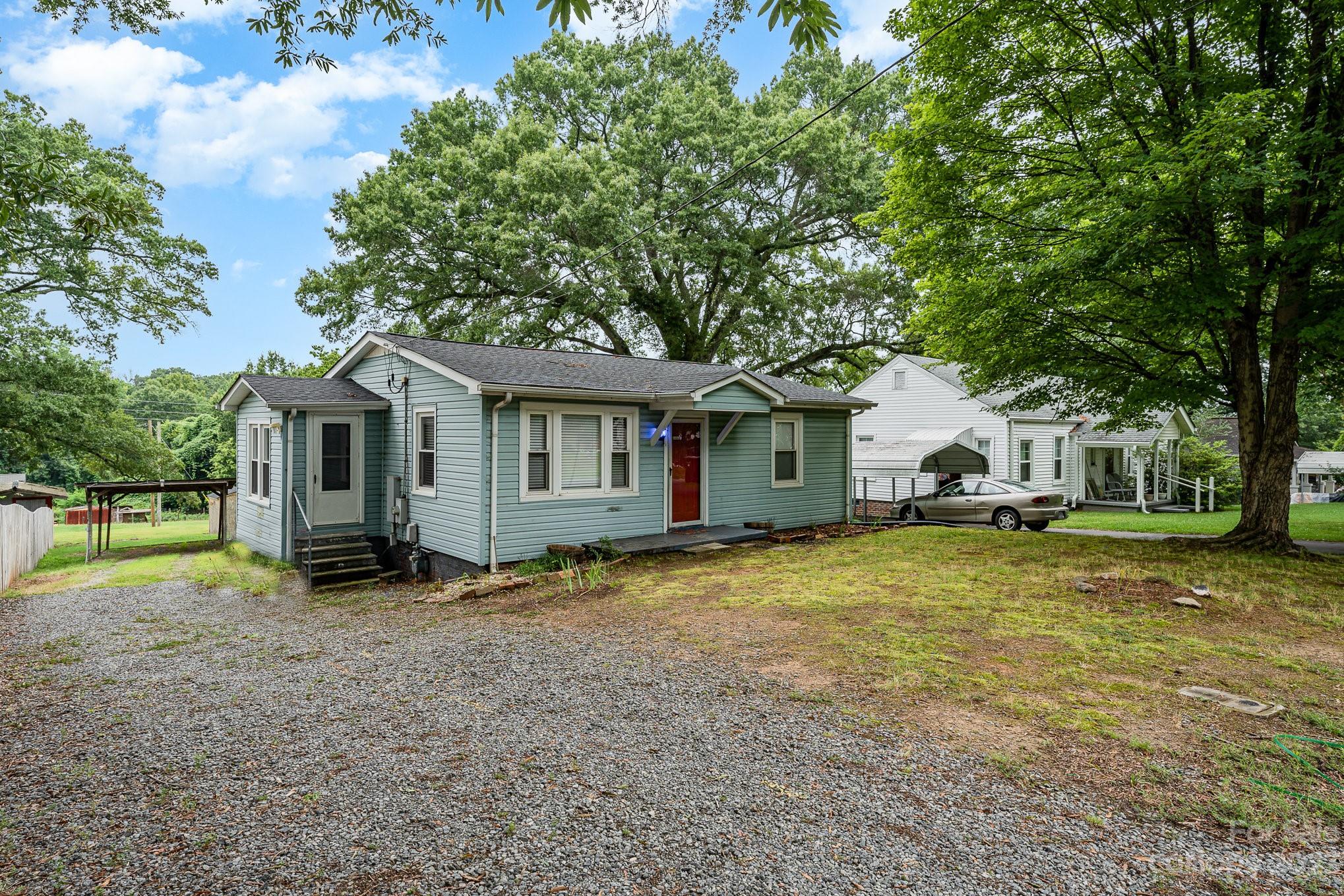 3 Veitor Avenue NW Concord NC 28027