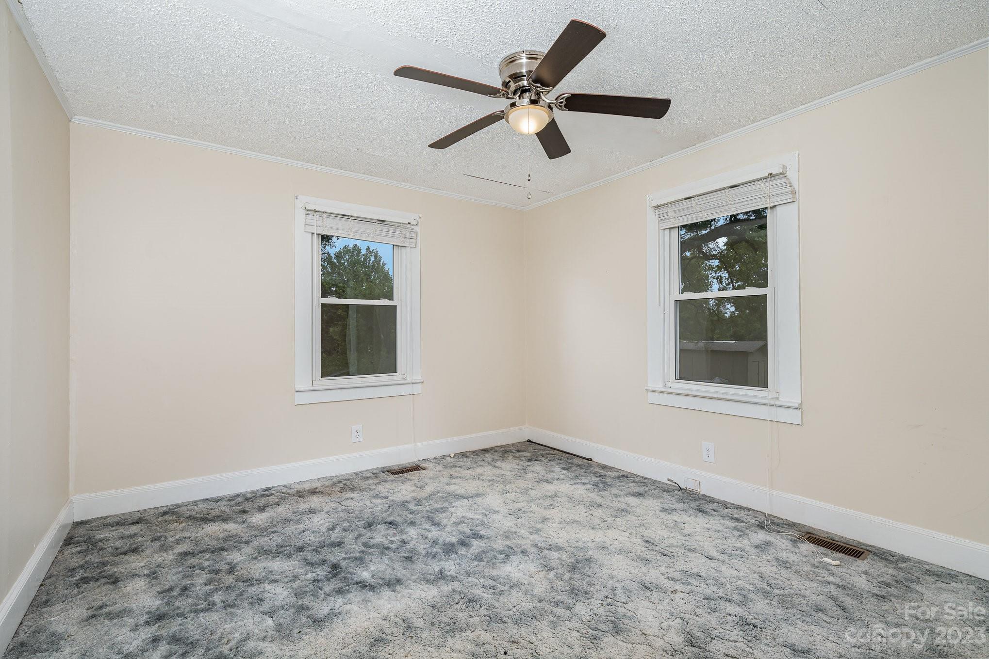 3 Veitor Avenue NW Concord NC 28027