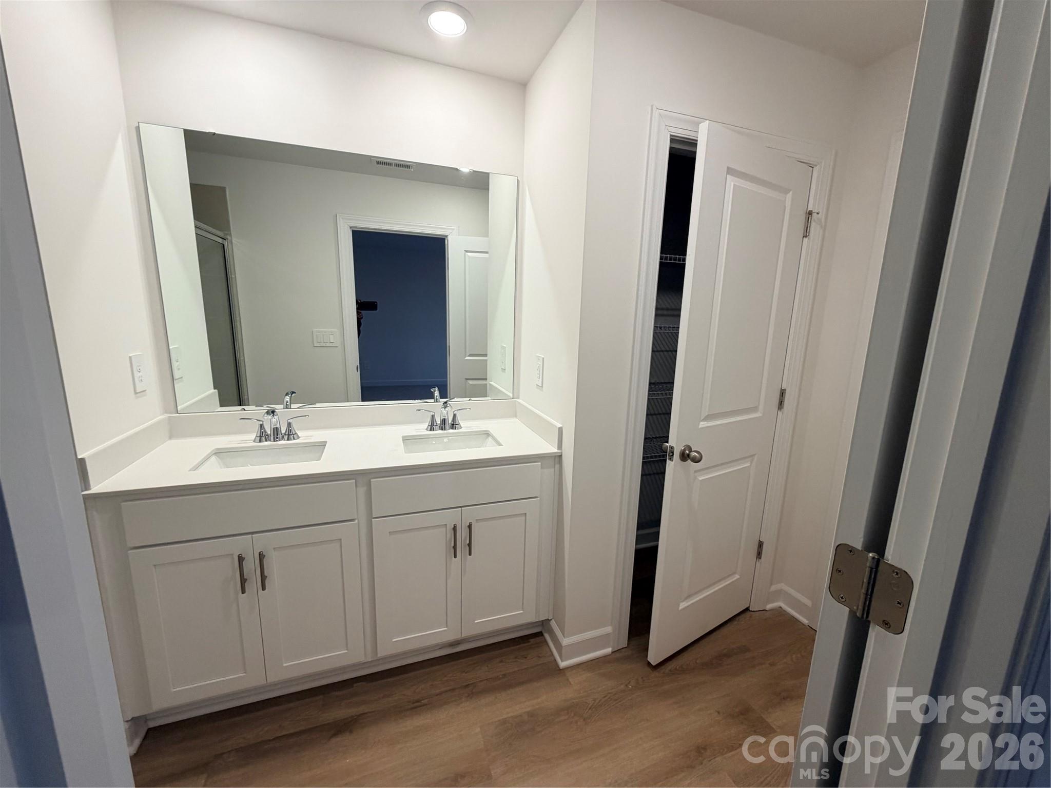 8112 Hidden Springs Trail Charlotte NC 28216