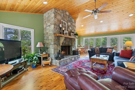 7 Quail Pointe Road Fletcher NC 28732