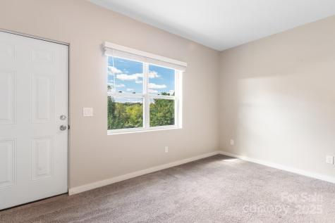 14 Annie Street Asheville NC 28806