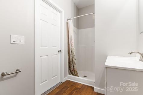 14 Annie Street Asheville NC 28806