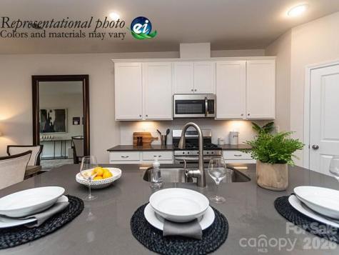 8132 Mcgarry Trail Charlotte NC 28214