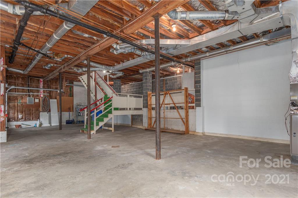 26 Lorraine Avenue Asheville NC 28804