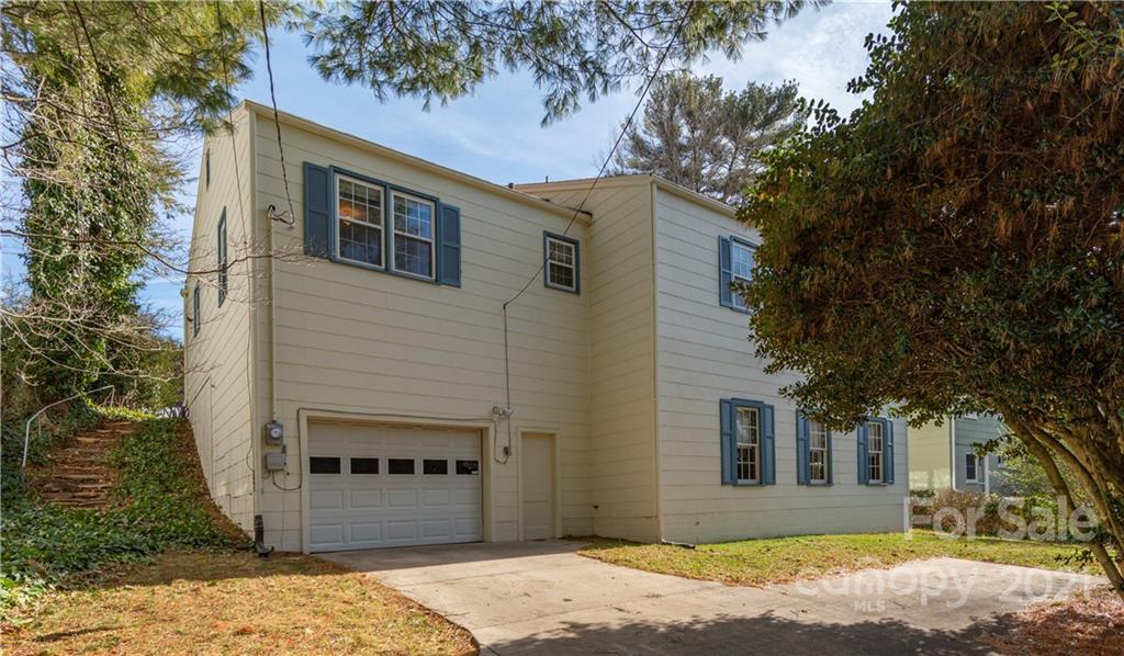 26 Lorraine Avenue Asheville NC 28804