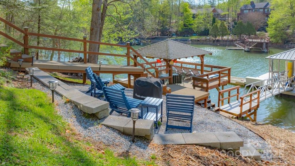 56 Lake Mist Court Nebo NC 28761