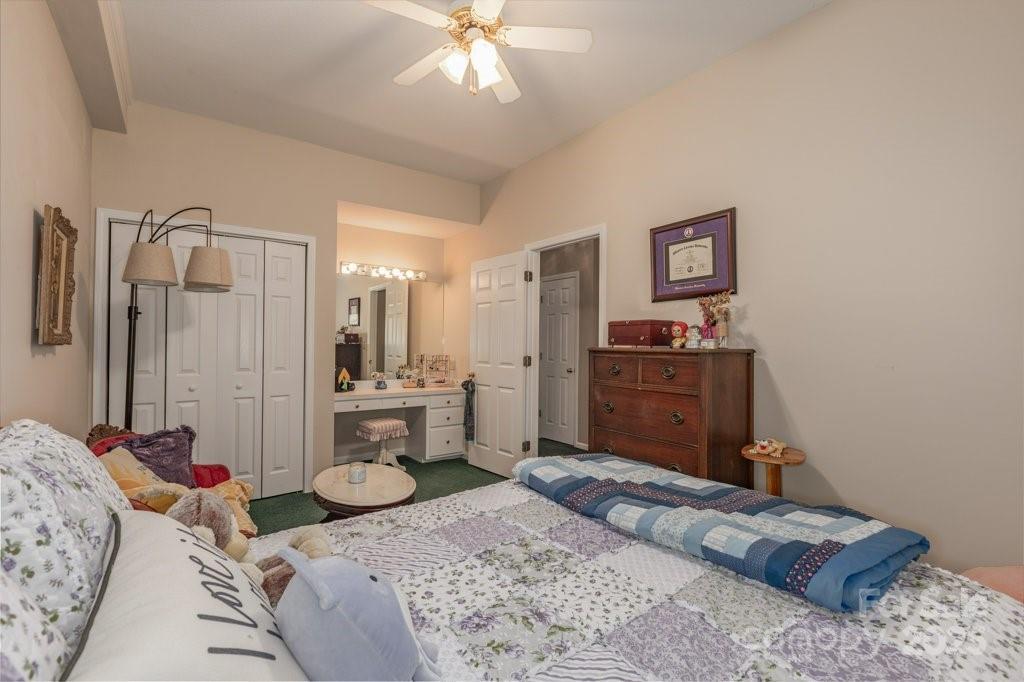 56 Lake Mist Court Nebo NC 28761