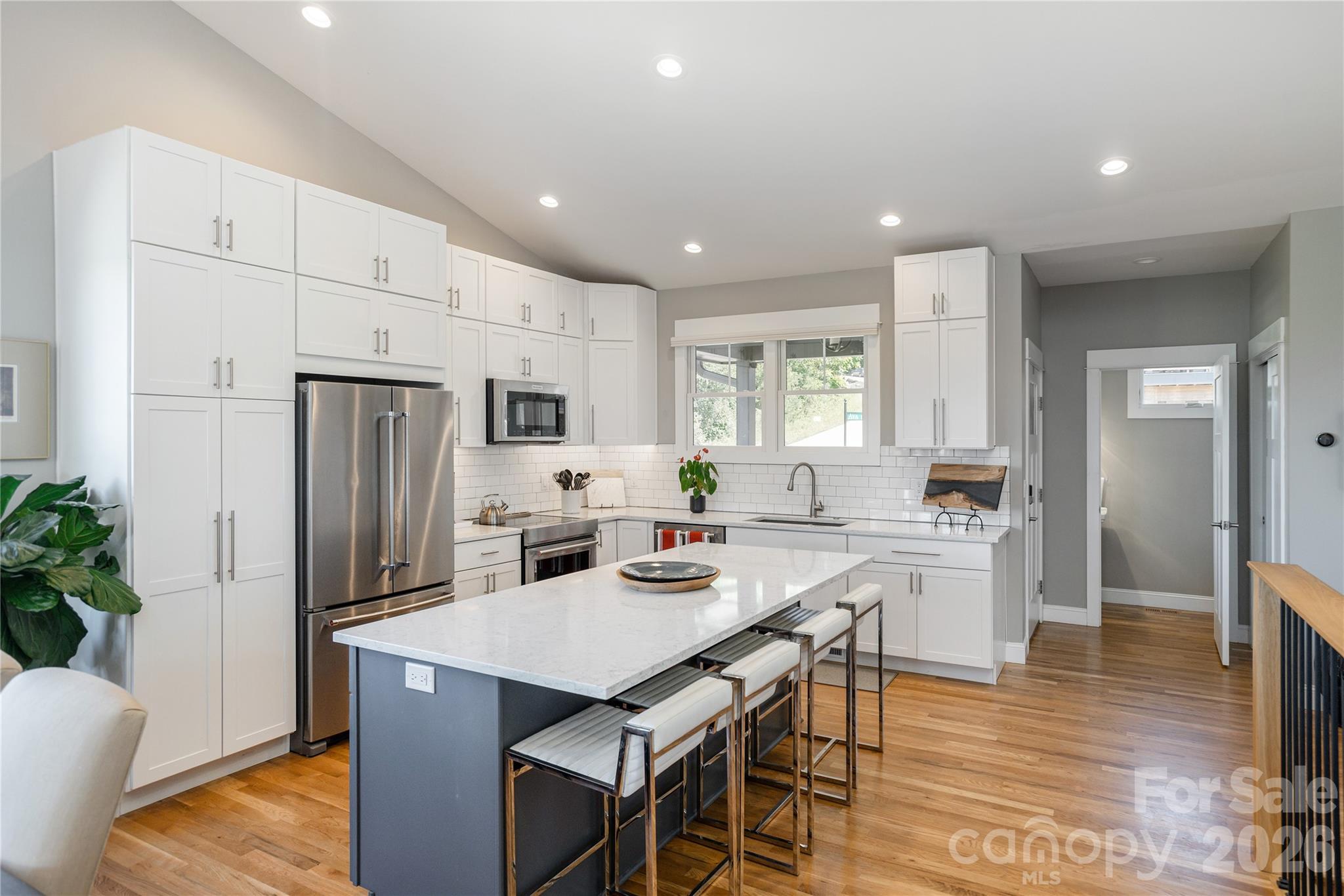 301 Ava Lane Asheville NC 28804