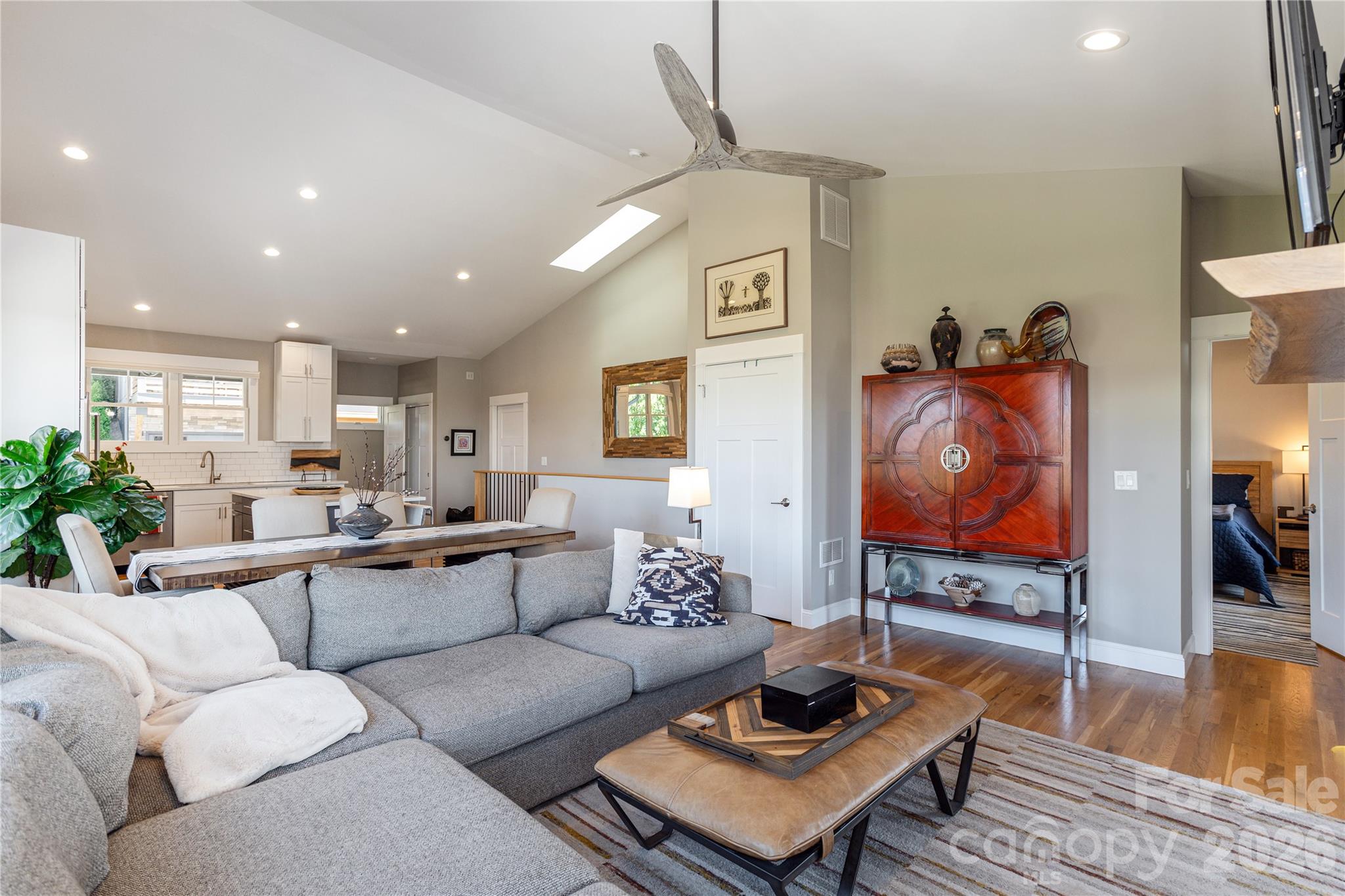 301 Ava Lane Asheville NC 28804