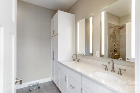 301 Ava Lane Asheville NC 28804