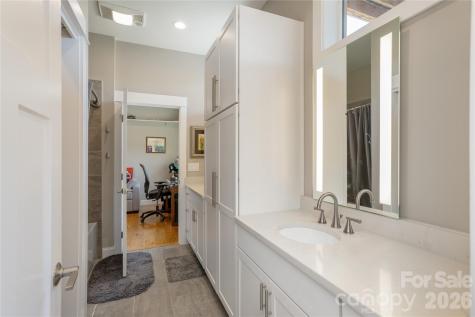301 Ava Lane Asheville NC 28804