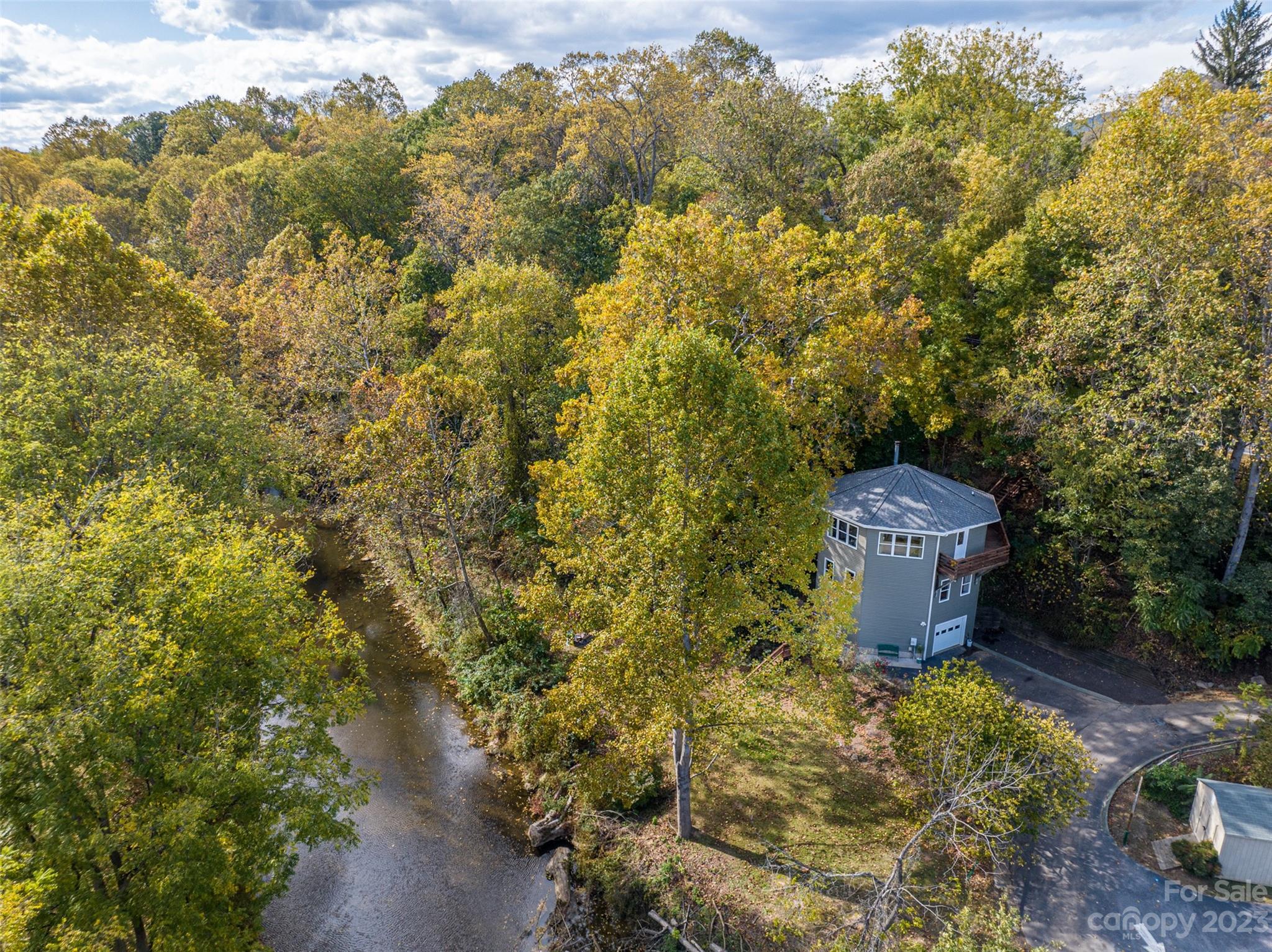 630 Sand Hill Road Asheville NC 28806
