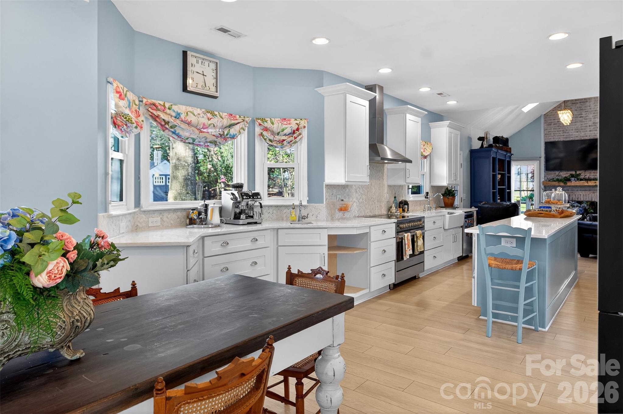 8601 Walsham Drive Charlotte NC 28277
