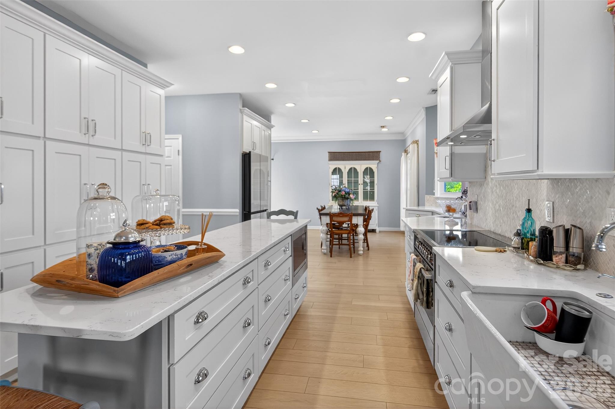 8601 Walsham Drive Charlotte NC 28277