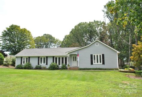 231 Kimberly Ann Drive Hendersonville NC 28792