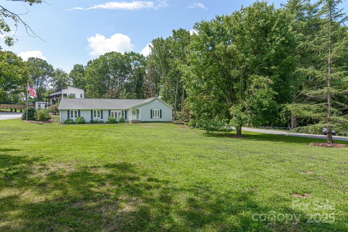 231 Kimberly Ann Drive Hendersonville NC 28792
