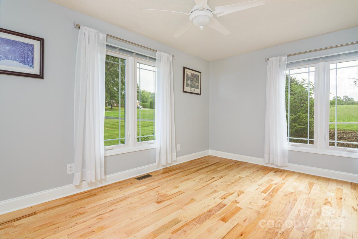 231 Kimberly Ann Drive Hendersonville NC 28792