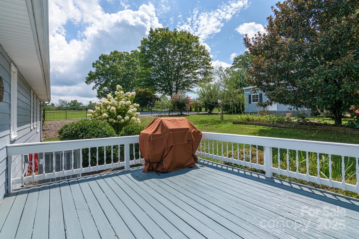 231 Kimberly Ann Drive Hendersonville NC 28792