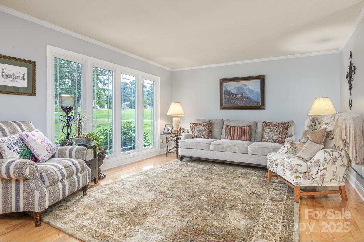 231 Kimberly Ann Drive Hendersonville NC 28792