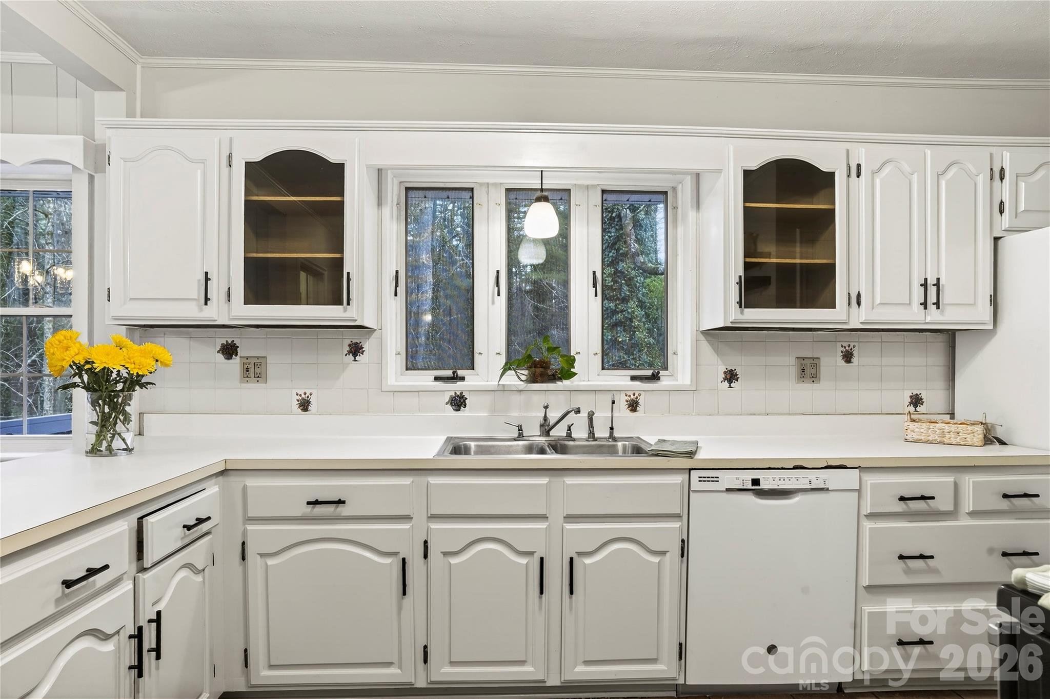 3002 Kanuga Road Hendersonville NC 28739