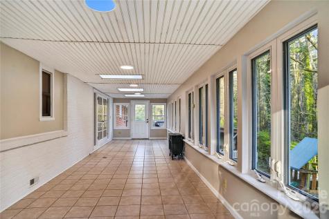 3002 Kanuga Road Hendersonville NC 28739