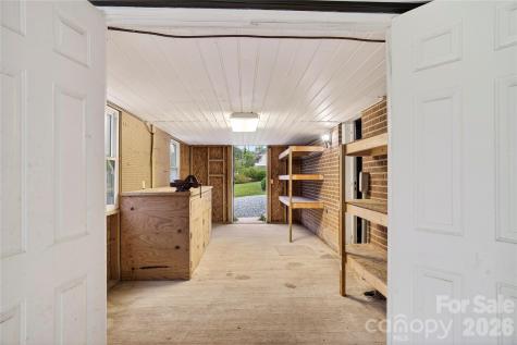 3002 Kanuga Road Hendersonville NC 28739