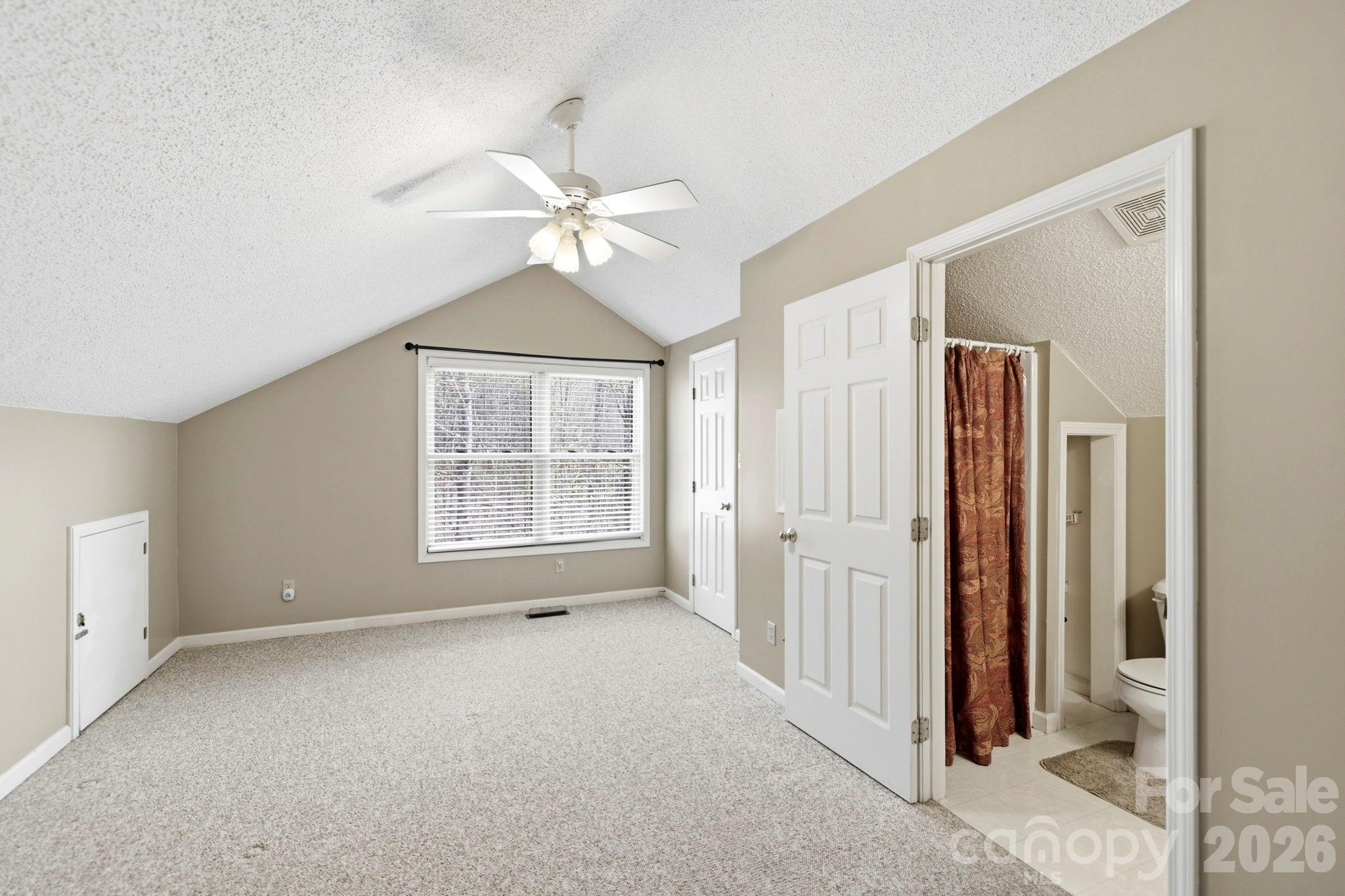 1489 Round Mountain Road Brevard NC 28712