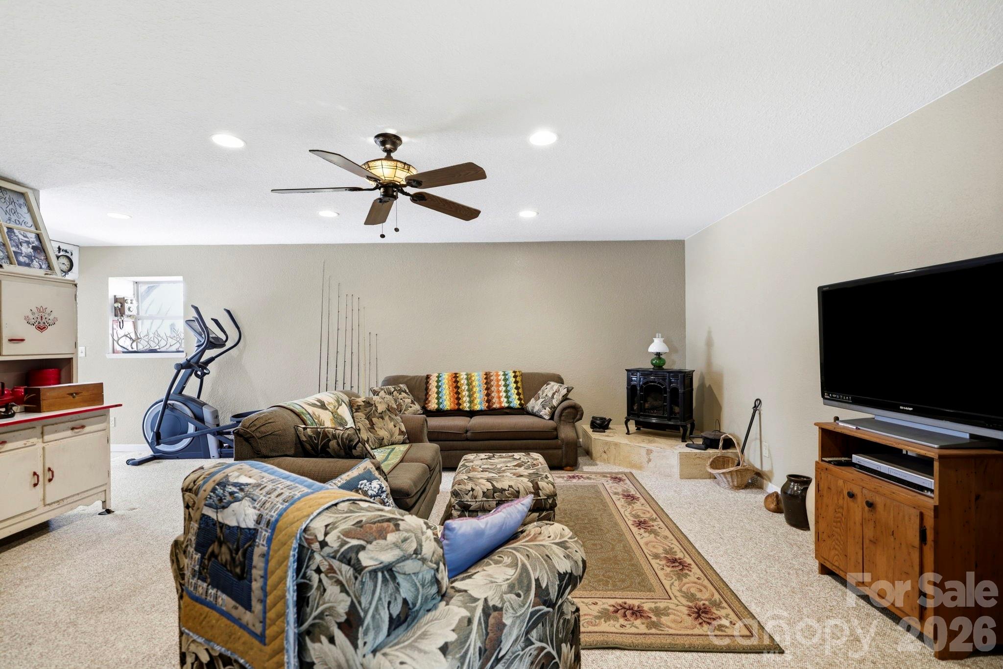 1489 Round Mountain Road Brevard NC 28712
