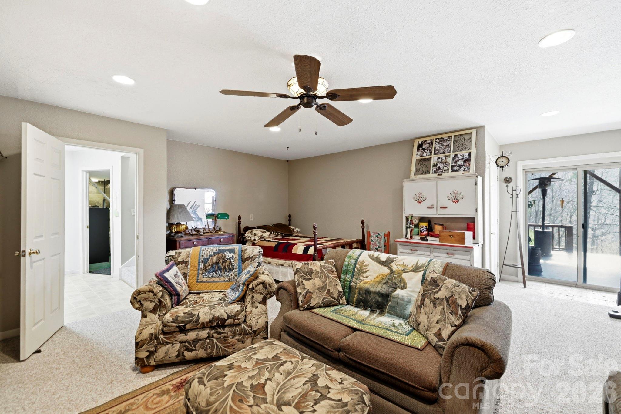 1489 Round Mountain Road Brevard NC 28712