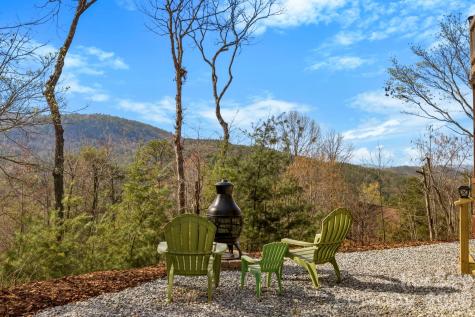 1489 Round Mountain Road Brevard NC 28712