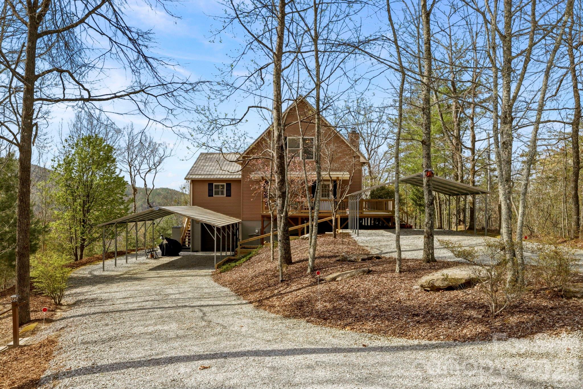 1489 Round Mountain Road Brevard NC 28712