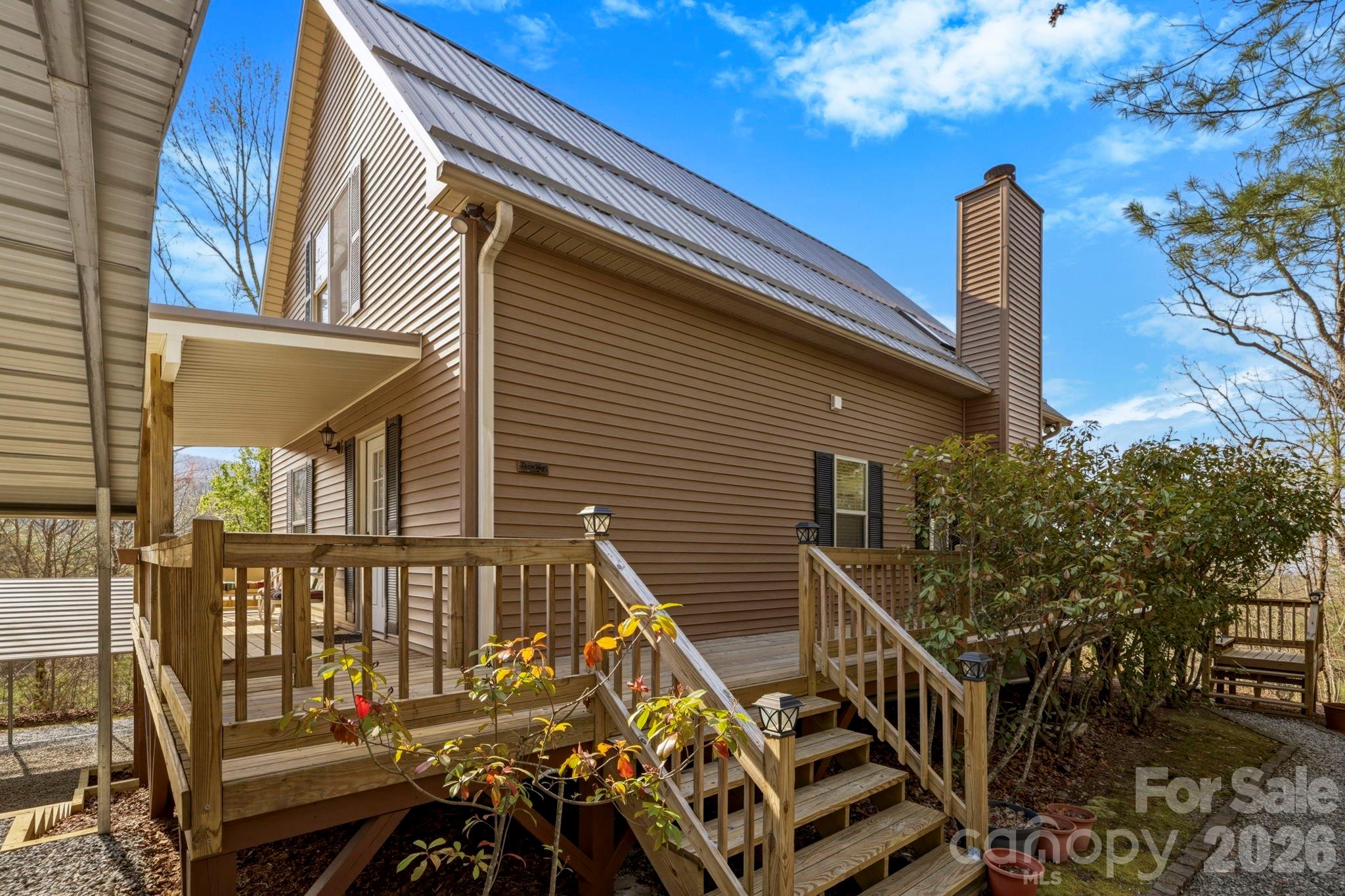 1489 Round Mountain Road Brevard NC 28712