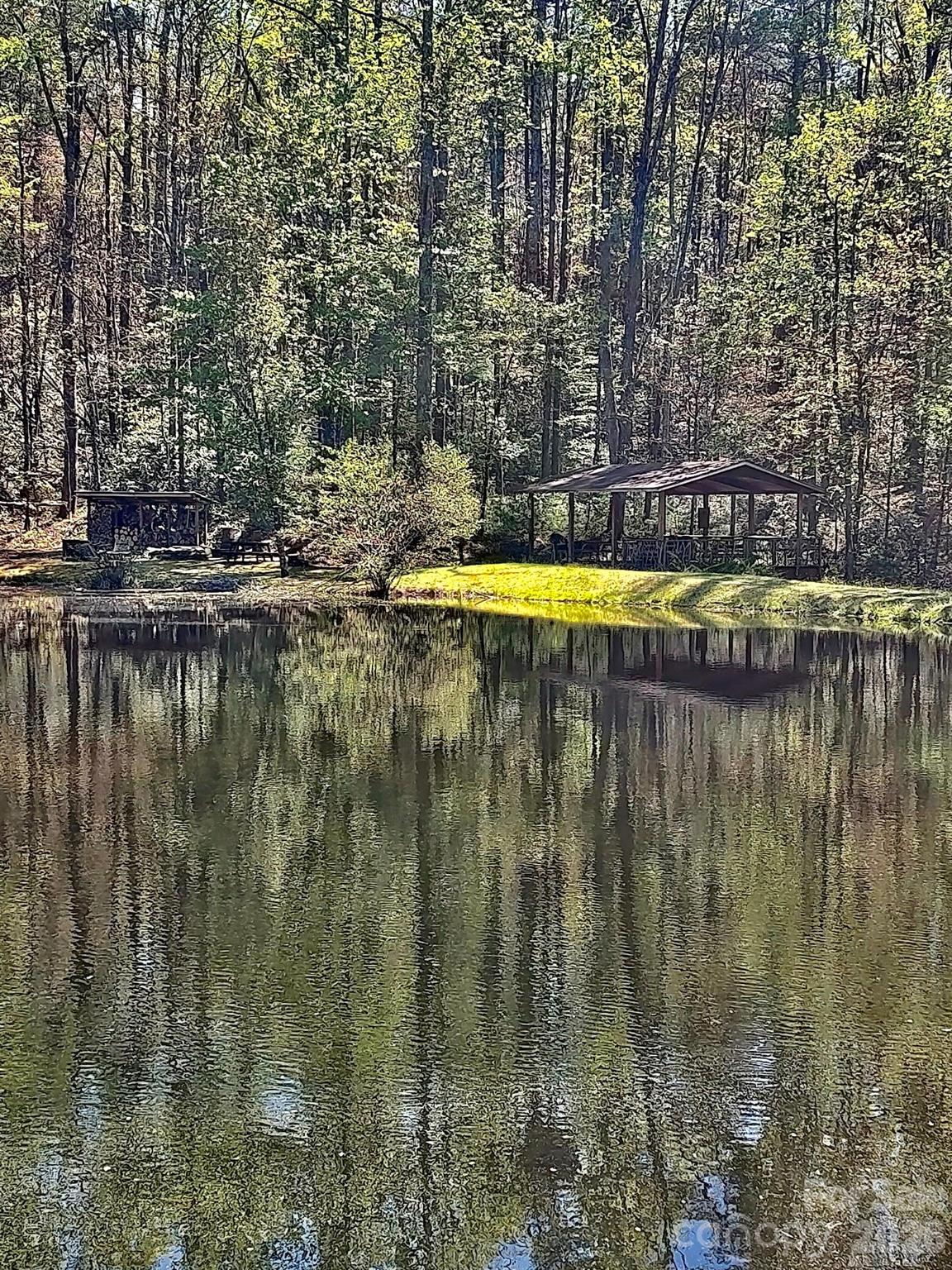1489 Round Mountain Road Brevard NC 28712