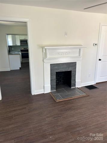 219 W Highland Avenue Elkin NC 28621